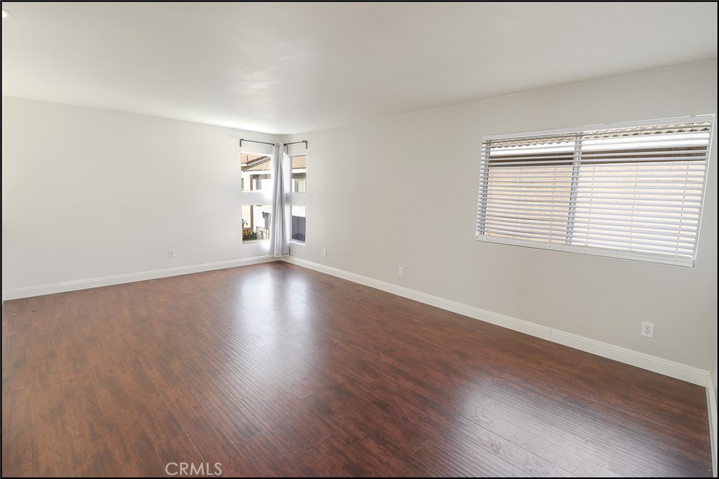 5 Chatham Ct Property Photo 16