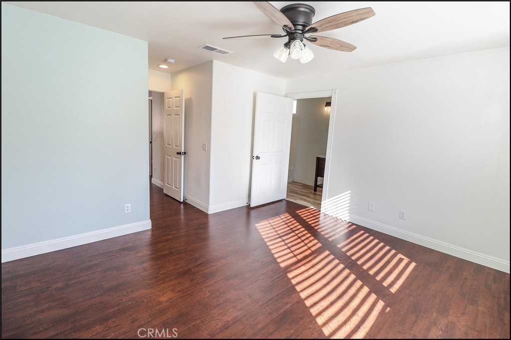 5 Chatham Ct Property Photo 18