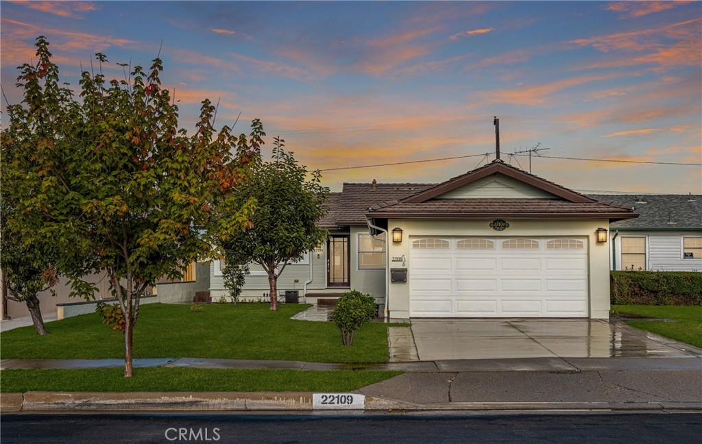 22109 Bonita Property Photo 1