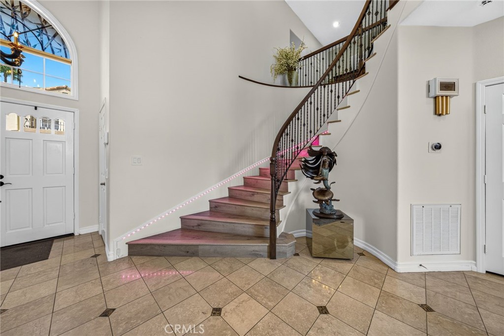 26382 Modena Property Photo 26
