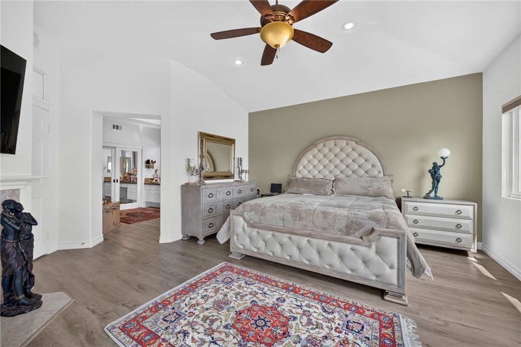 26382 Modena Property Photo 34