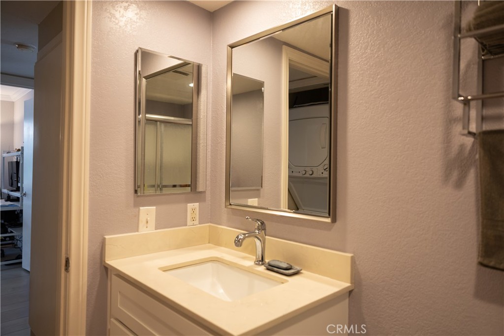 1919 E Beverly Way 113 Property Photo 20