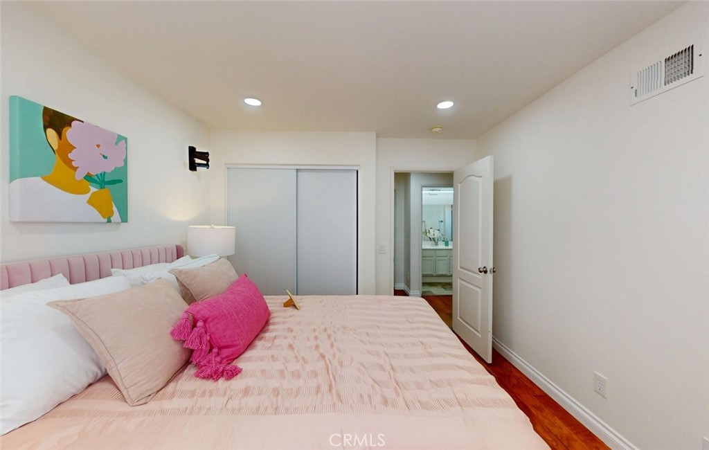 14645 Elm Street Property Photo 35