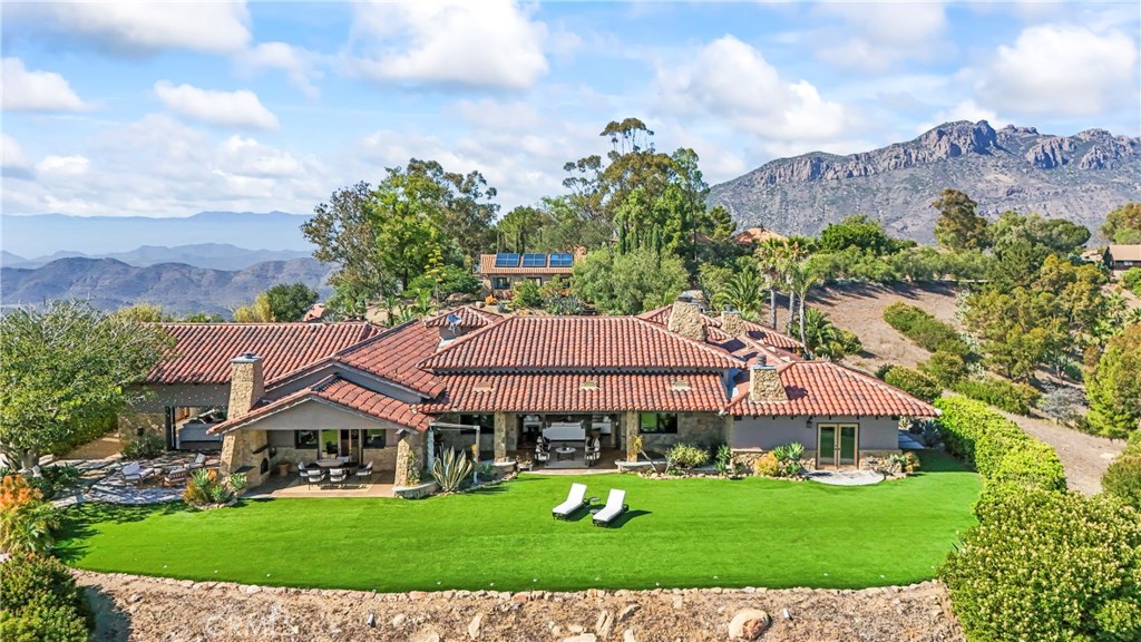 10936 Pacific View Property Photo 1