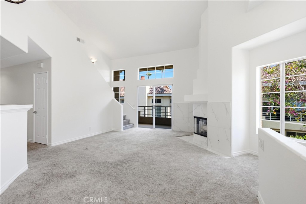 27964 Via Ambrosa Property Photo 3