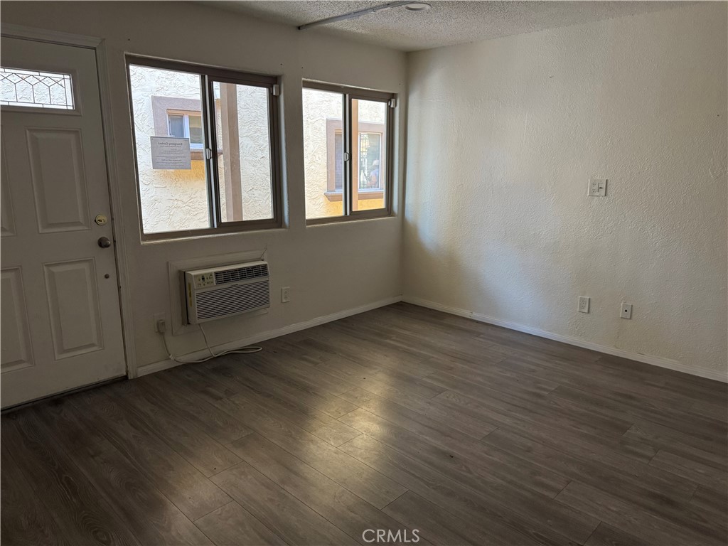 2728 B Street Property Photo 3