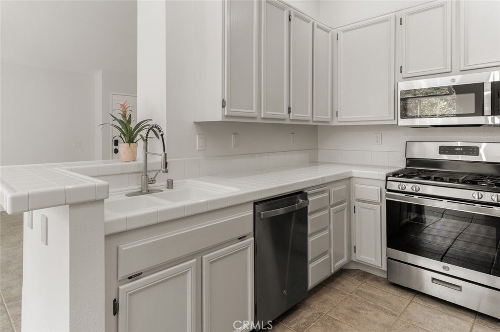 16 Chaumont Circle Property Photo 13