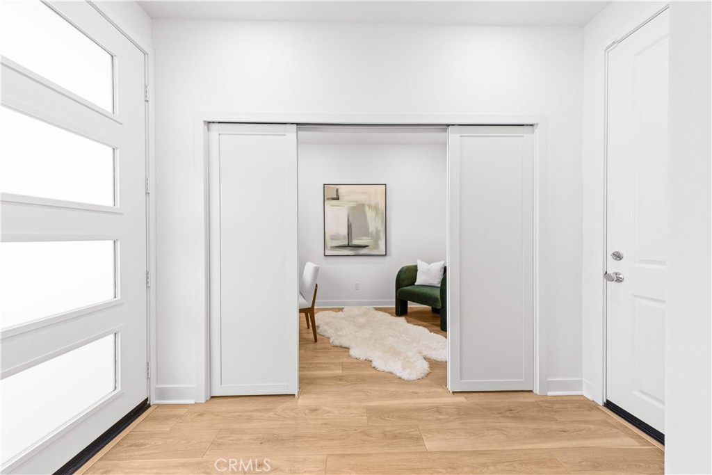 275 Sash Property Photo 8