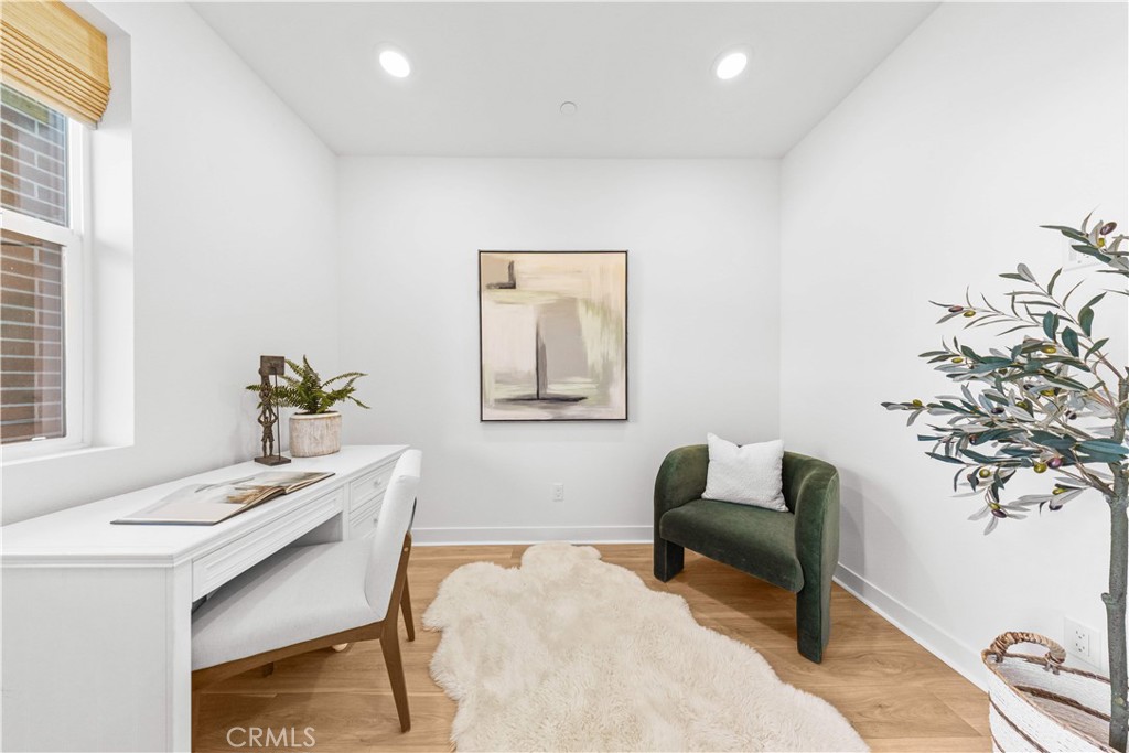 275 Sash Property Photo 9