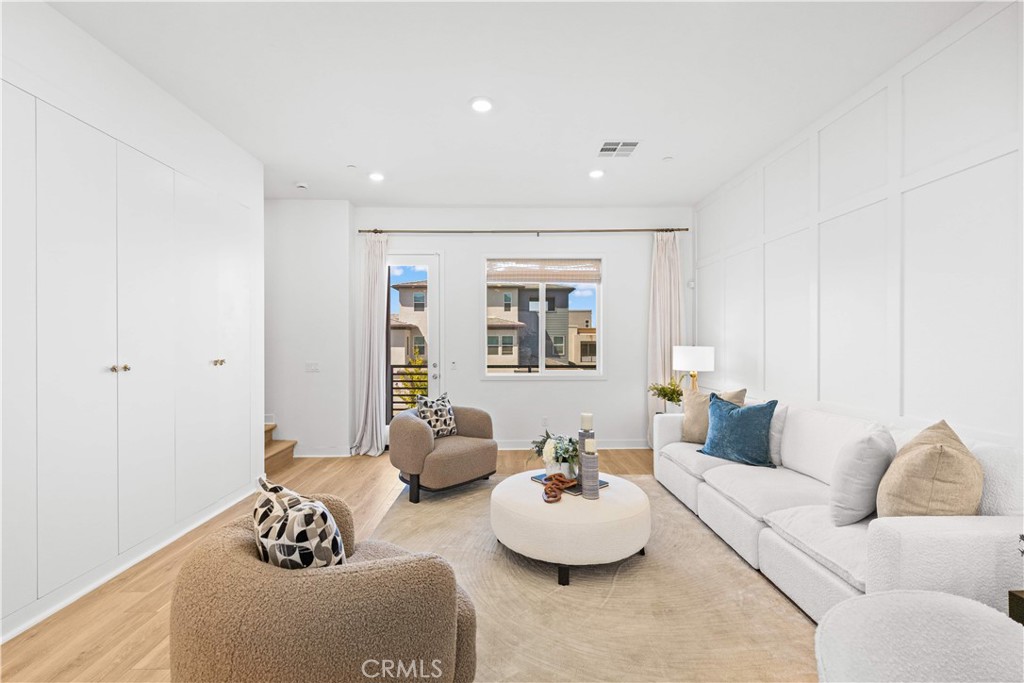 275 Sash Property Photo 23