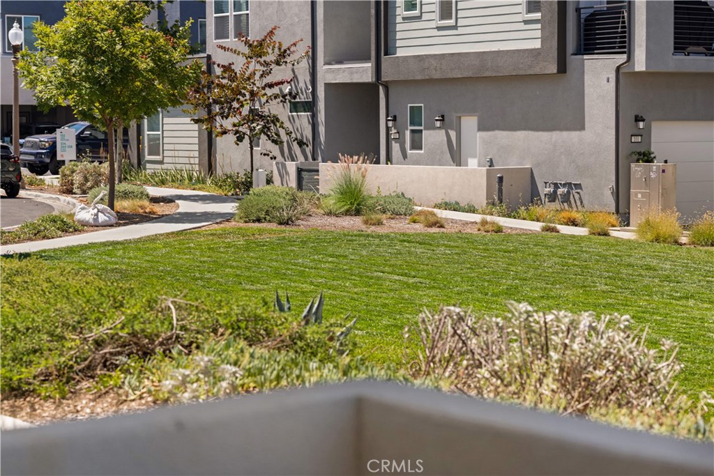 275 Sash Property Photo 44
