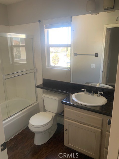 18 Menton Property Photo 22