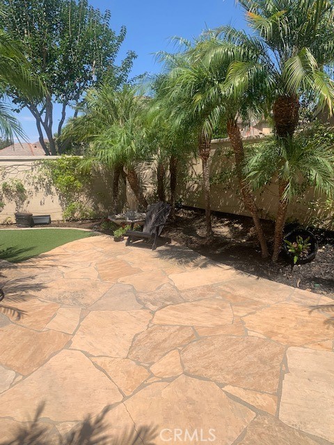 18 Menton Property Photo 25
