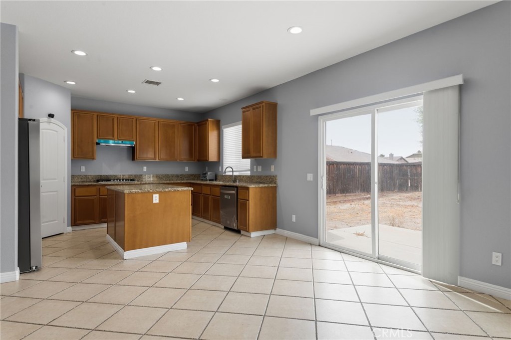 13239 Placentia Street Property Photo 6