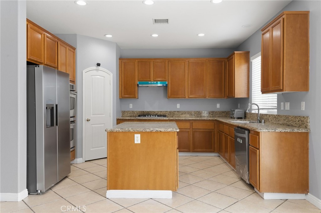 13239 Placentia Street Property Photo 7