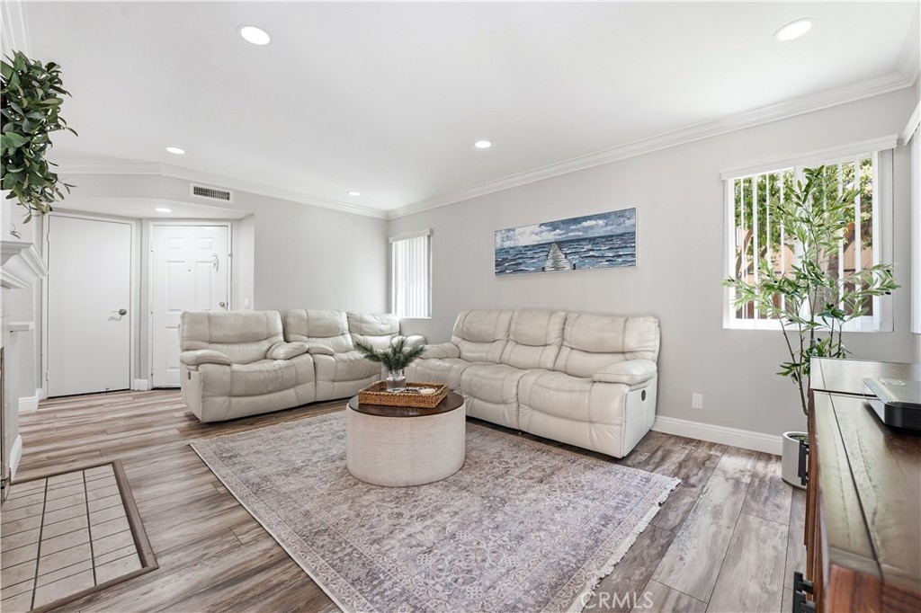 5025 D Twilight Canyon Property Photo 3
