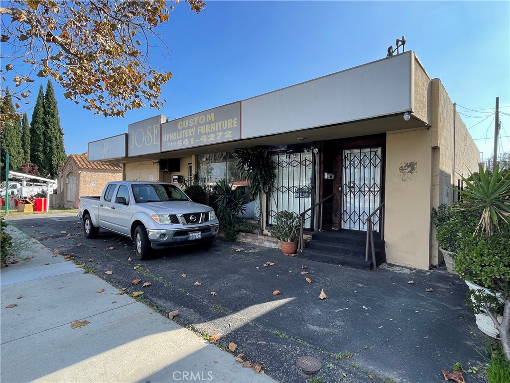 1852 W 17th Property Photo 1