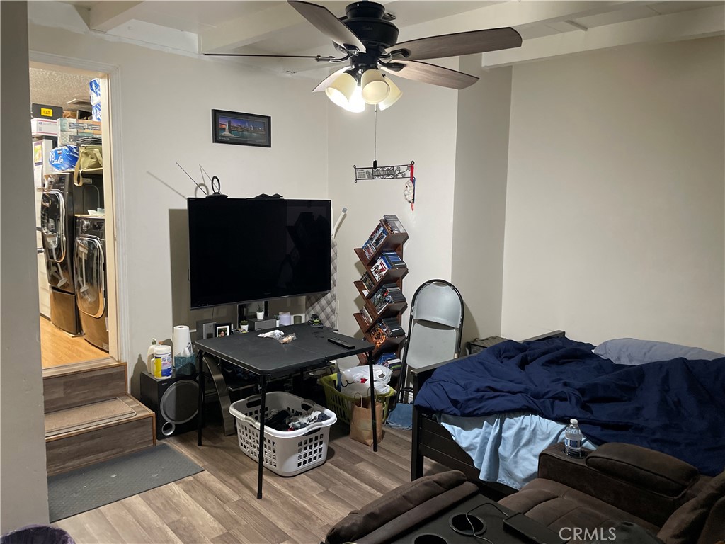 1852 W 17th Property Photo 16