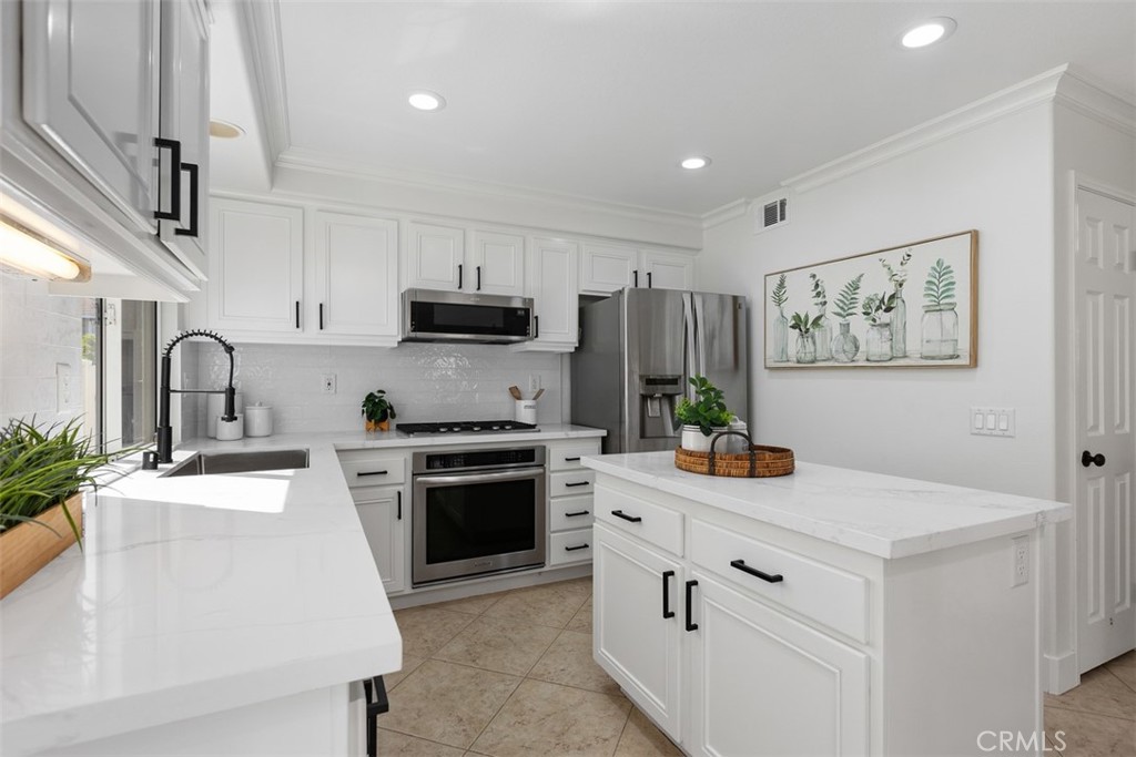 41 Apache Drive Property Photo 15