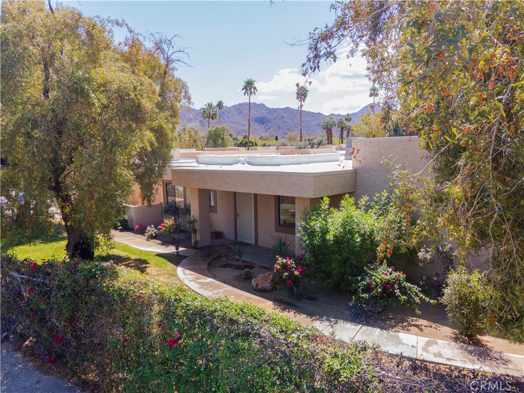 47673 Desert Sage Court Property Photo 5