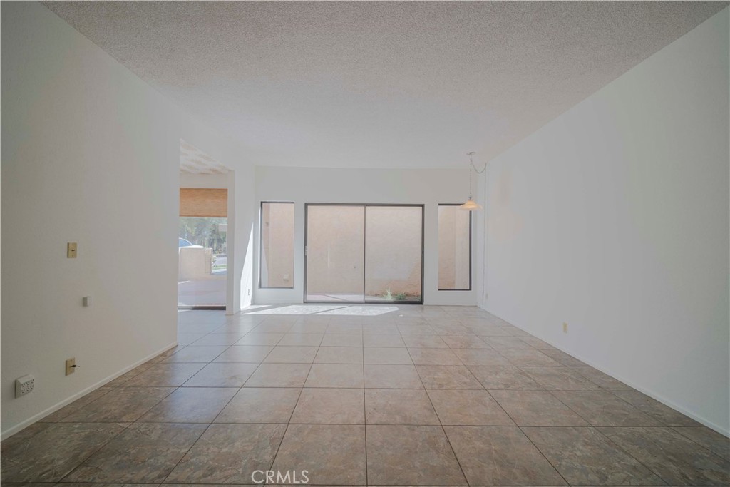 47673 Desert Sage Court Property Photo 12
