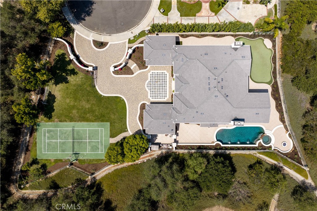 6 Shale Property Photo 3
