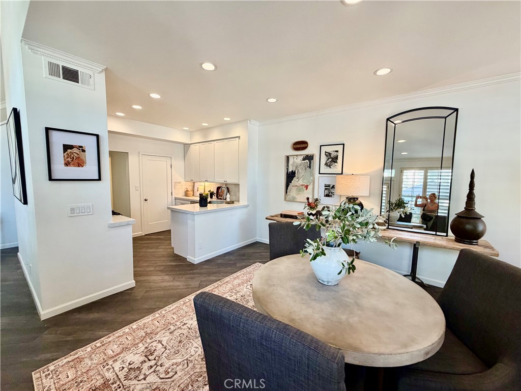 121 Sandcastle Property Photo 3