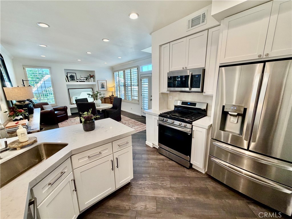 121 Sandcastle Property Photo 8