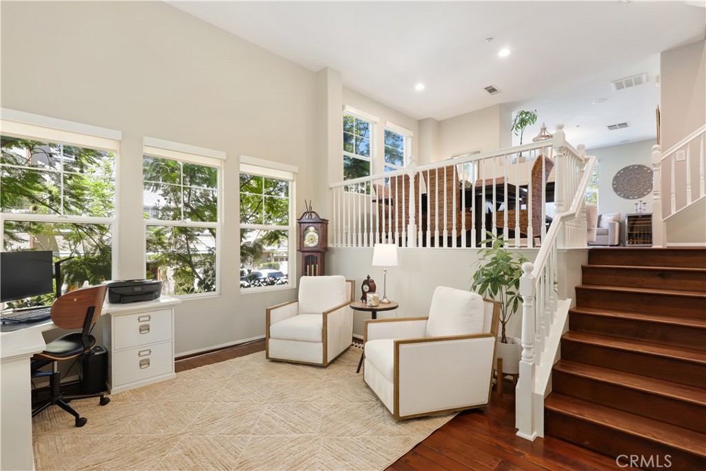 2 Sheridan Property Photo 9