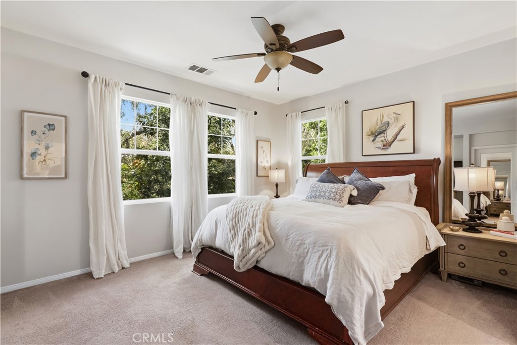 2 Sheridan Property Photo 25