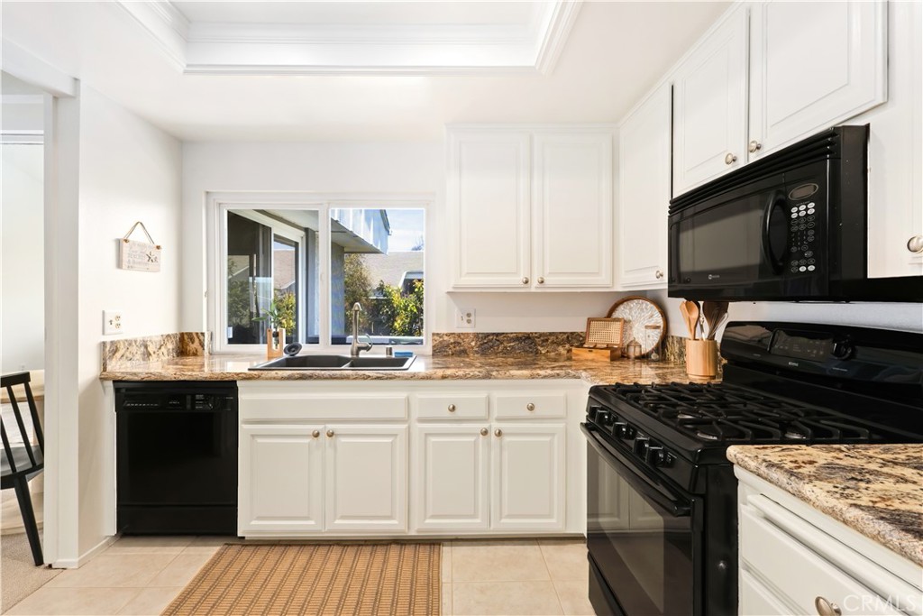 16962 Pacific Coast 201 Property Photo 12