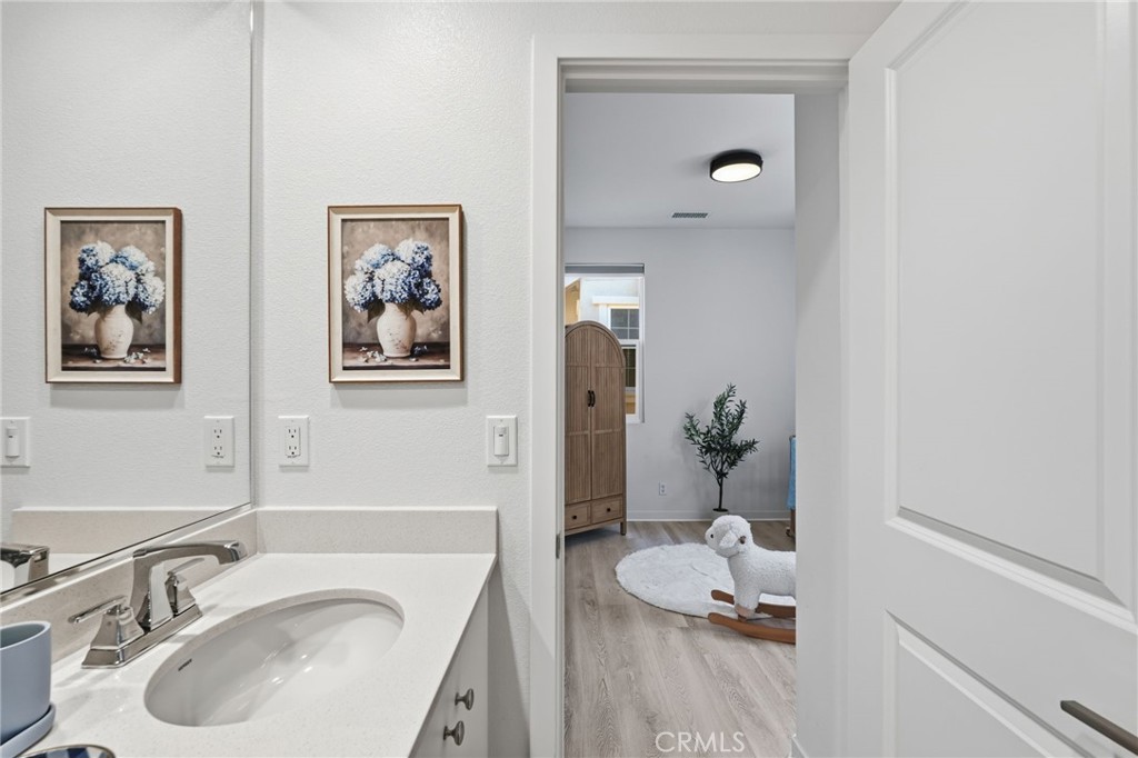 16145 Sandpiper Ave Property Photo 19