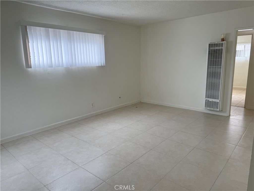 1168 E Mayfair 5 Property Photo 4