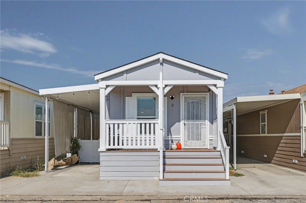 250 W Midway Drive 2 Property Photo 1