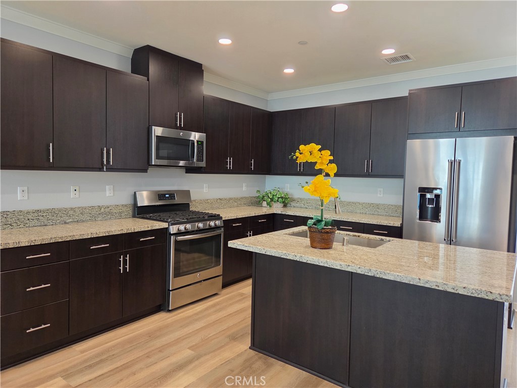 64 Savannah Property Photo 1
