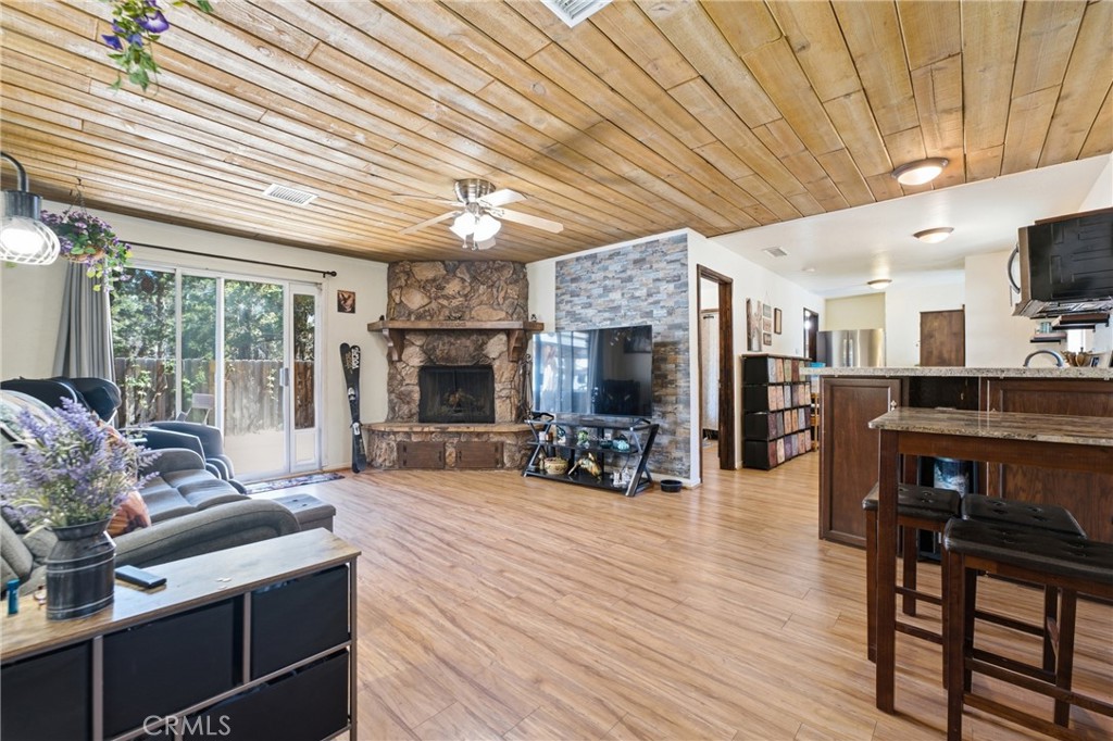 2099 4th Lane Property Photo 1