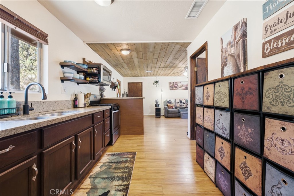 2099 4th Lane Property Photo 3
