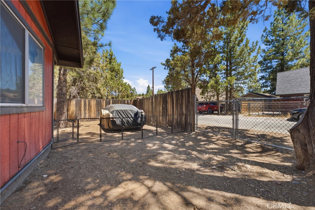 2099 4th Lane Property Photo 12