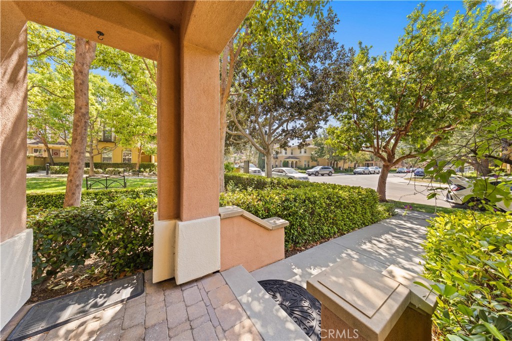 111 Chantilly Property Photo 6