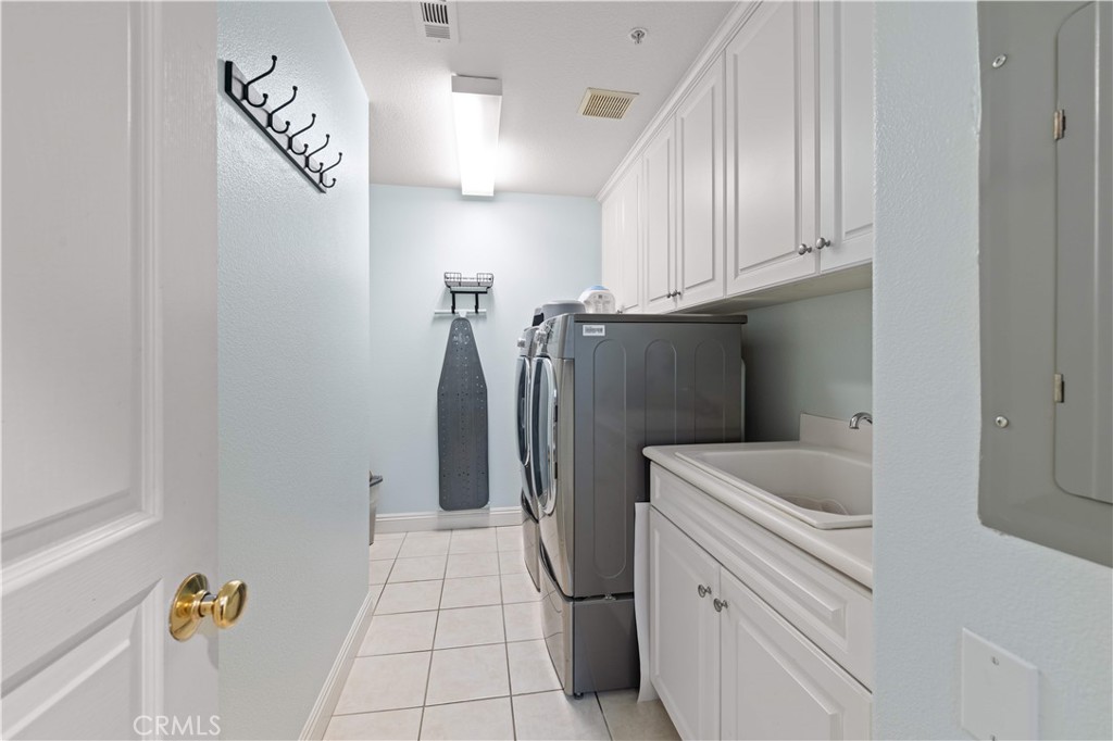 111 Chantilly Property Photo 30
