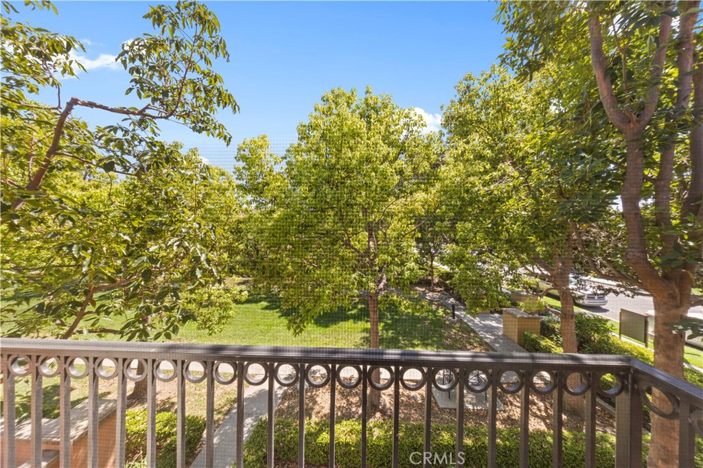 111 Chantilly Property Photo 41