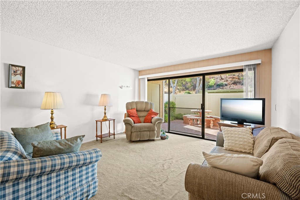 23 Country Mile Road Property Photo 15