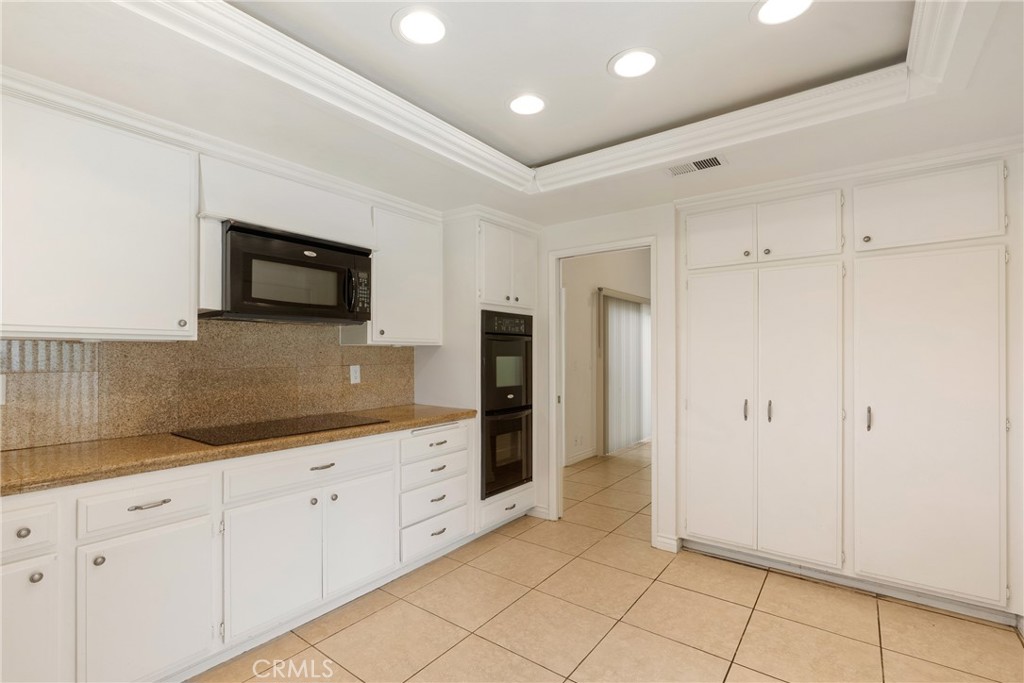 1 Osprey Property Photo 10