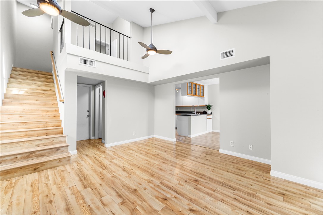 345 University F6