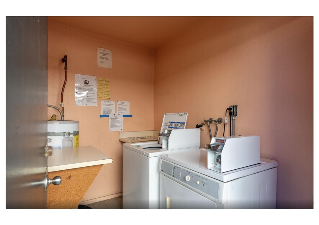 1006 S Record Property Photo 11