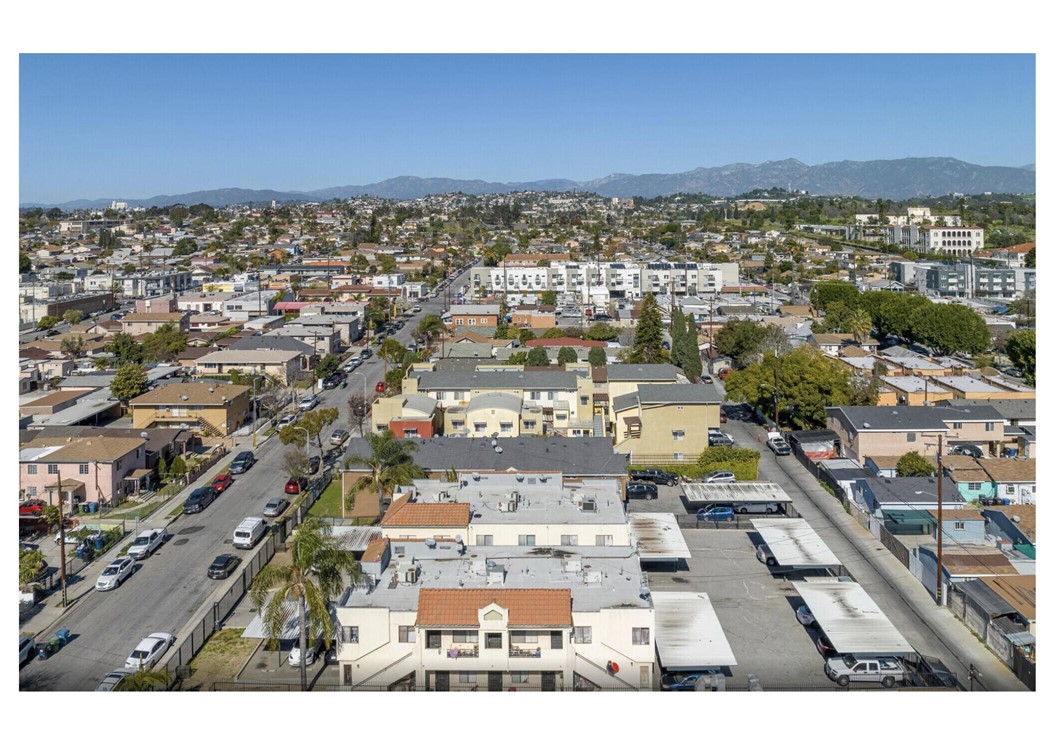 1006 S Record Property Photo 12