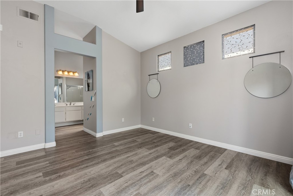 230 California Court Property Photo 10