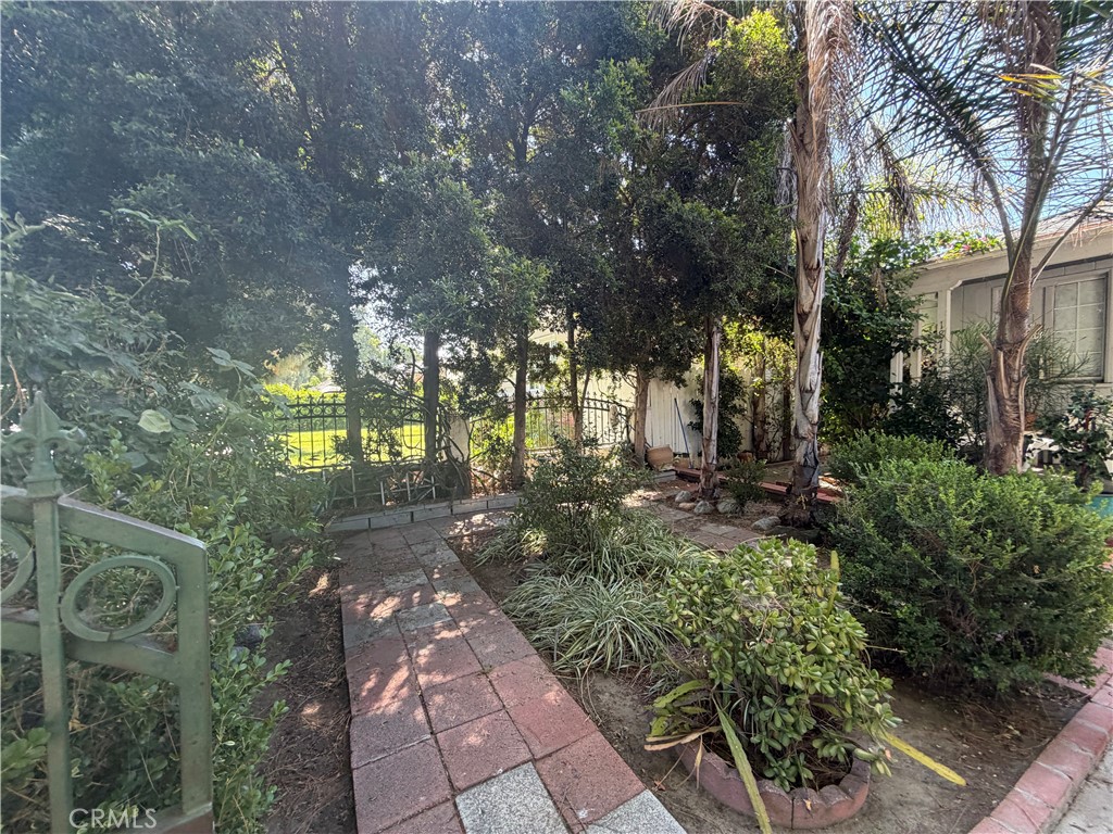 18750 Nordhoff Property Photo 4