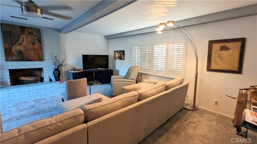 42151 Crest Property Photo 8