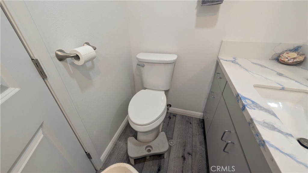 42151 Crest Property Photo 15